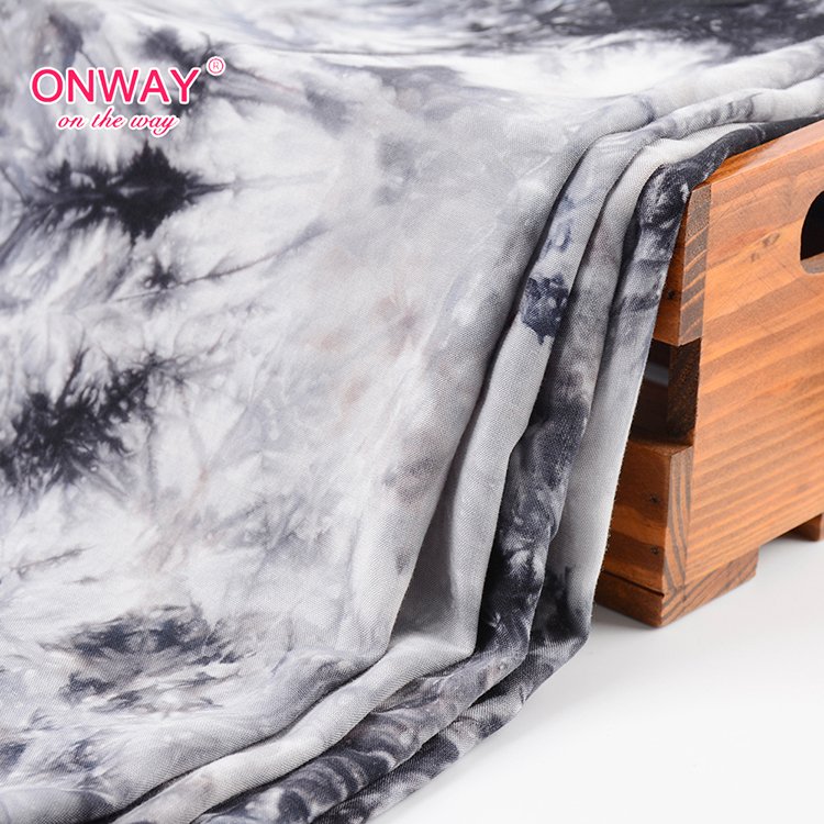 In-Stock Items vogue soft wholesale woven tie dye rayon fabric