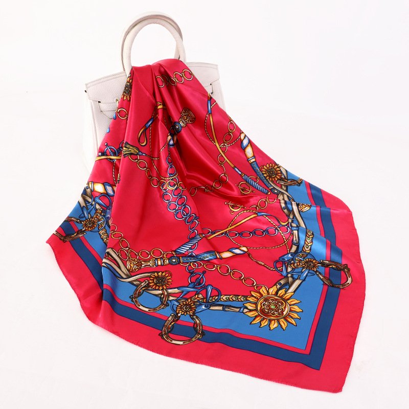 Wholesale Ladies Silk Head Scarfs 90cm Women Printed Silk Scarves Luxury Designer Square Satin Silk Scarf Famous Brands Hijabs