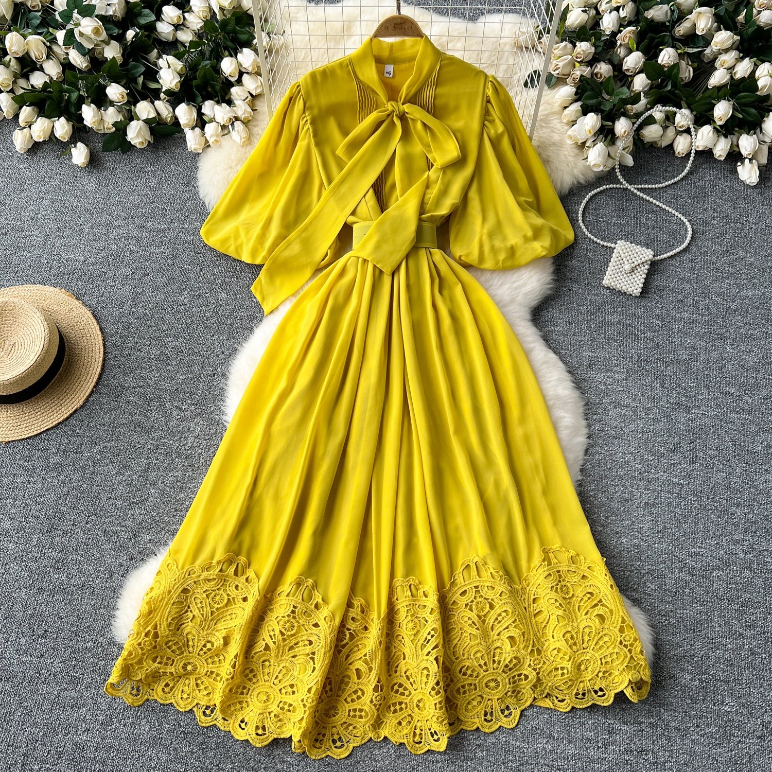 French Retro Elegant Women's Bow Tie Lantern Sleeve Waist Lace Patchwork Dress