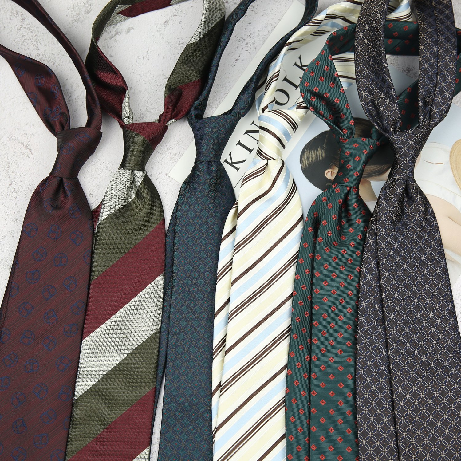 High Quality Floral Mens Business Neckties Poly Silky Jacquard Black and Gold Neckties Polyester Neck Ties for Mens