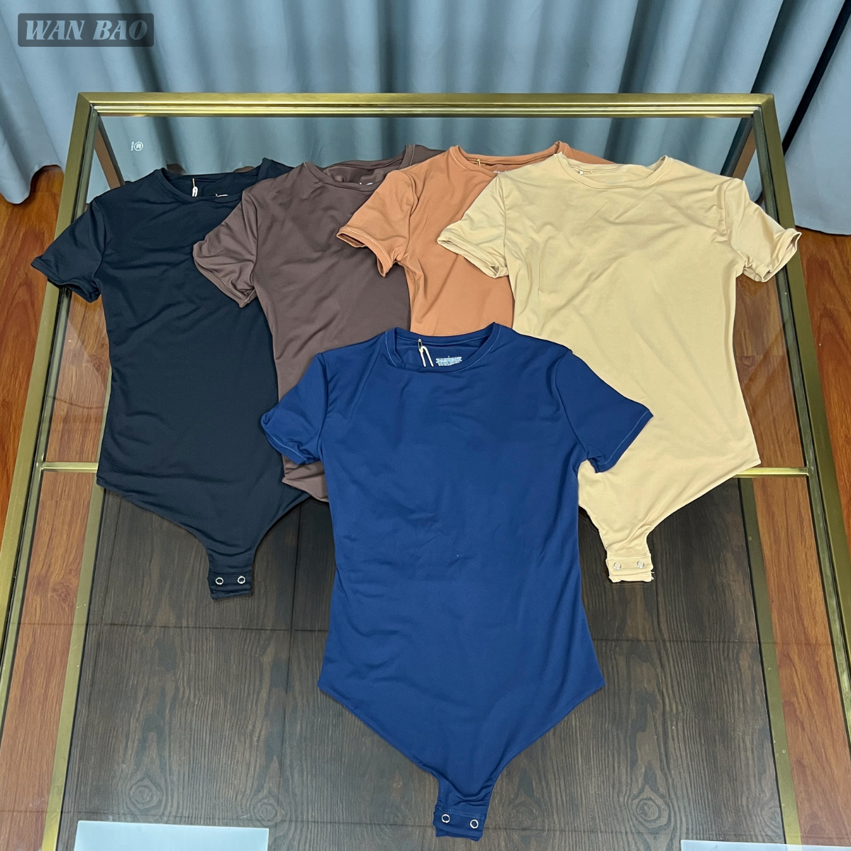 Customized Women's Casual Sexy Short-Sleeved One Piece Jumpsuit Seamless Body Suit for Beach Swimming Summer Sports Custom Logo