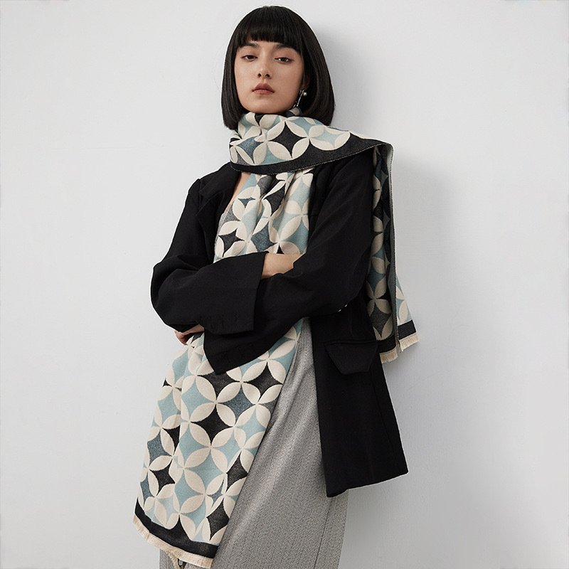 2023 Thick Knitted scarfs for women stylish Print Design Fashion Winter Warm Scarves Lady Neck Tie Bandana cashmere scarf wrap