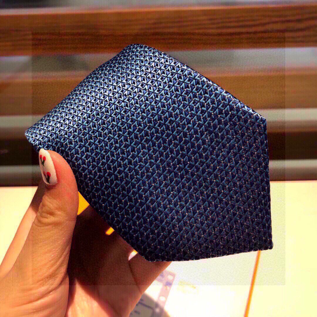 Classic tie High quality silk fabric tie luxury brand tie for men