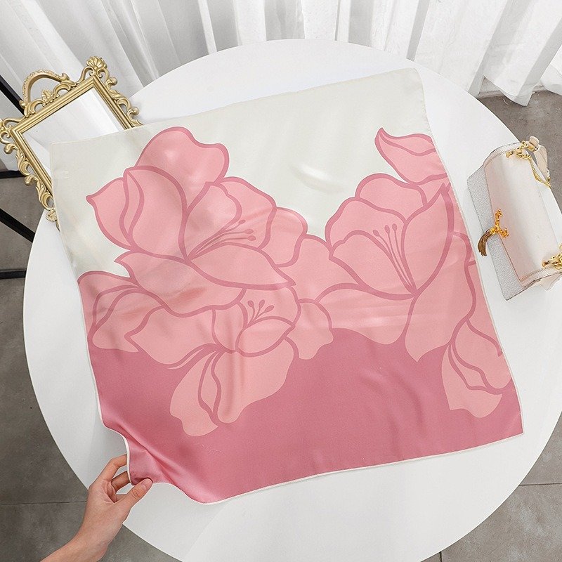 Wholesale Customs Mulberry Silk Small Neck Tie Scarf Elegant Butterfly Flower Pattern Pure Silk Square Hair Small Scarfs