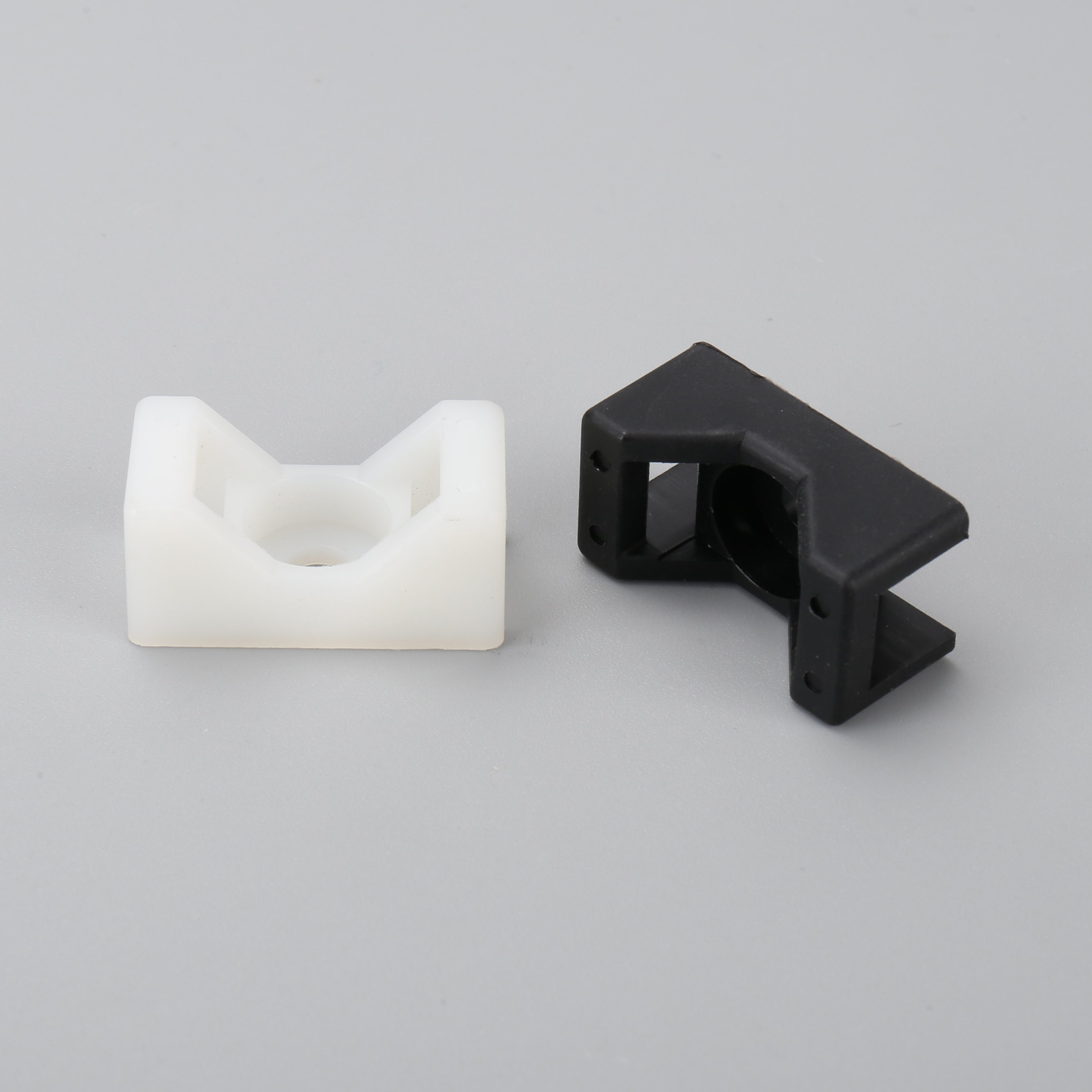 500pcs/bag,4bag/boxs Nylon Saddle Type HC Cable Zip Tie Holder Screw Hole Mount Base White Black Self Adhesive Cable Tie Mounts