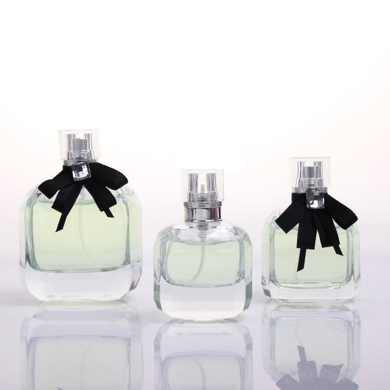 New design wholesale premium 30ml 50ml 100ml parfum bottle fragrance car perfume bottle with bow tie