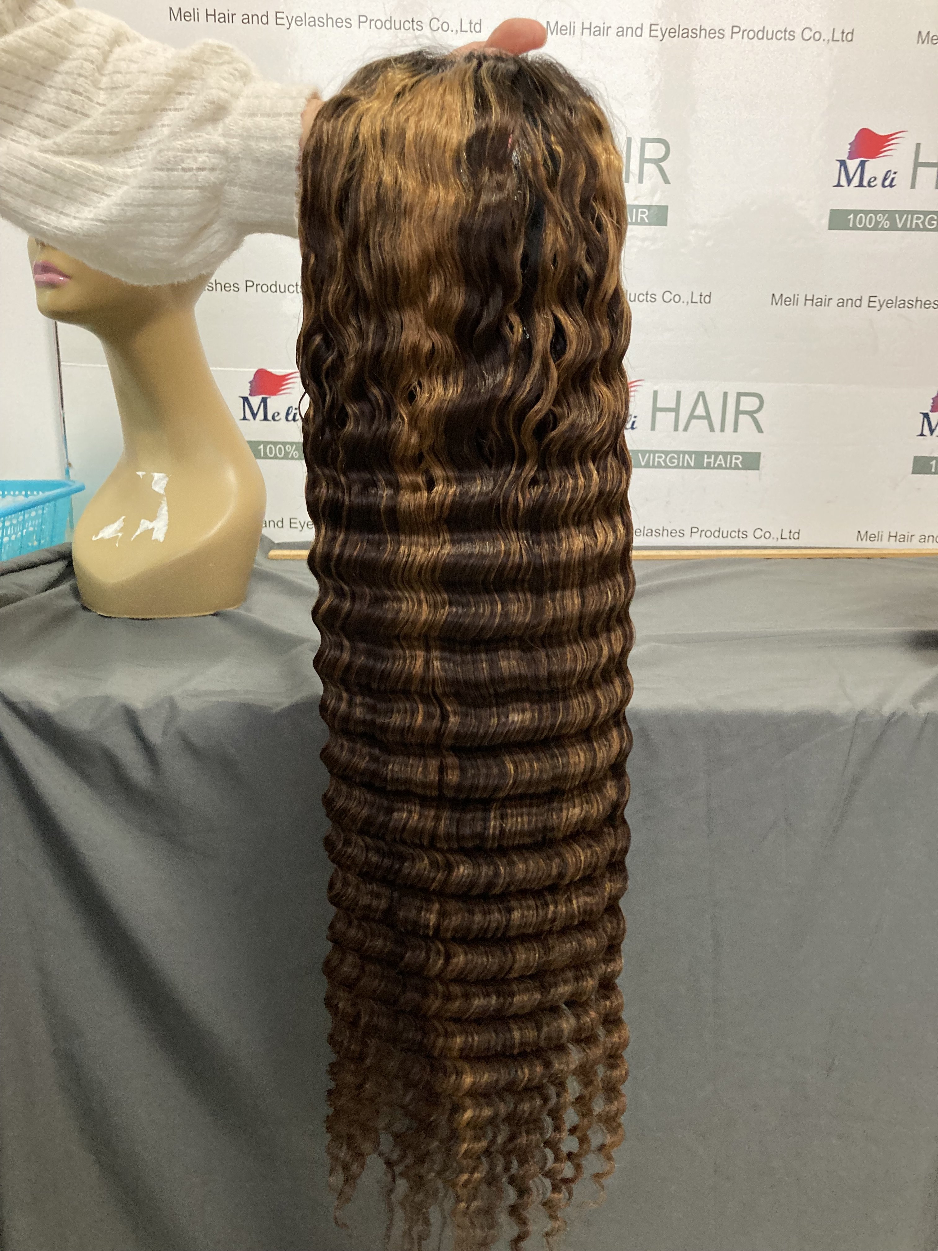 highlight 5x5 closure wigs ombre hair , deep wave closure wig highlight color ,deep wave human hair transparent lace small knots