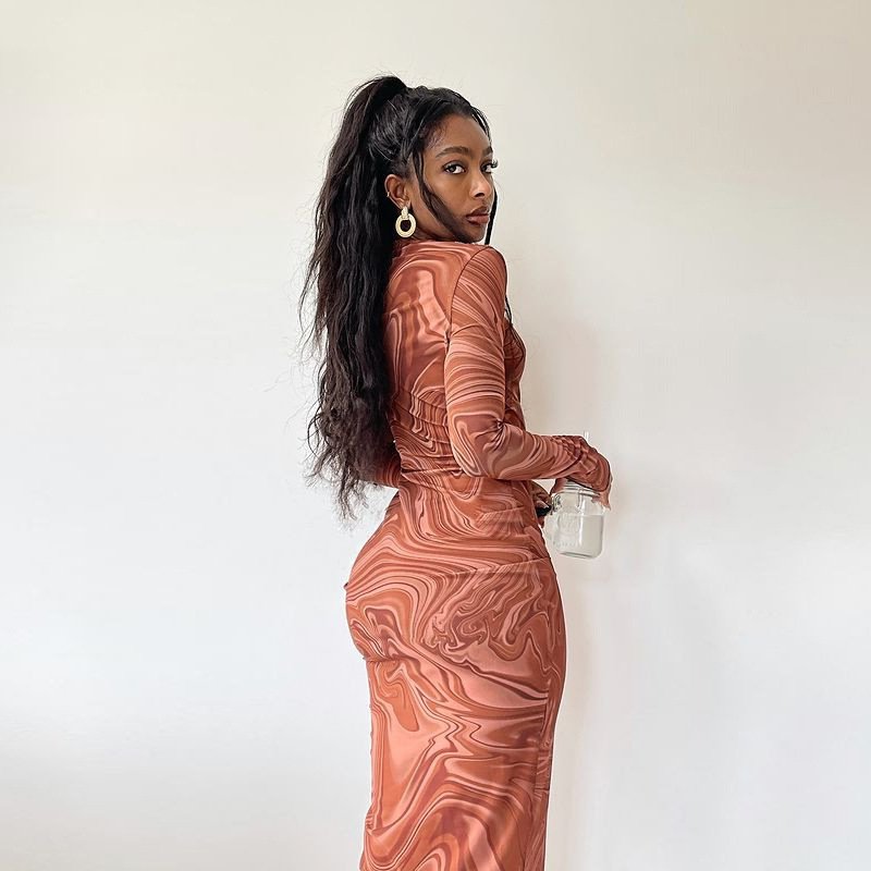 Newest Design Tie-Dye Sexy O-Neck Tight Long Dresses Autumn Long Sleeve Mid-Waist Milk Silk Women Maxi Dress