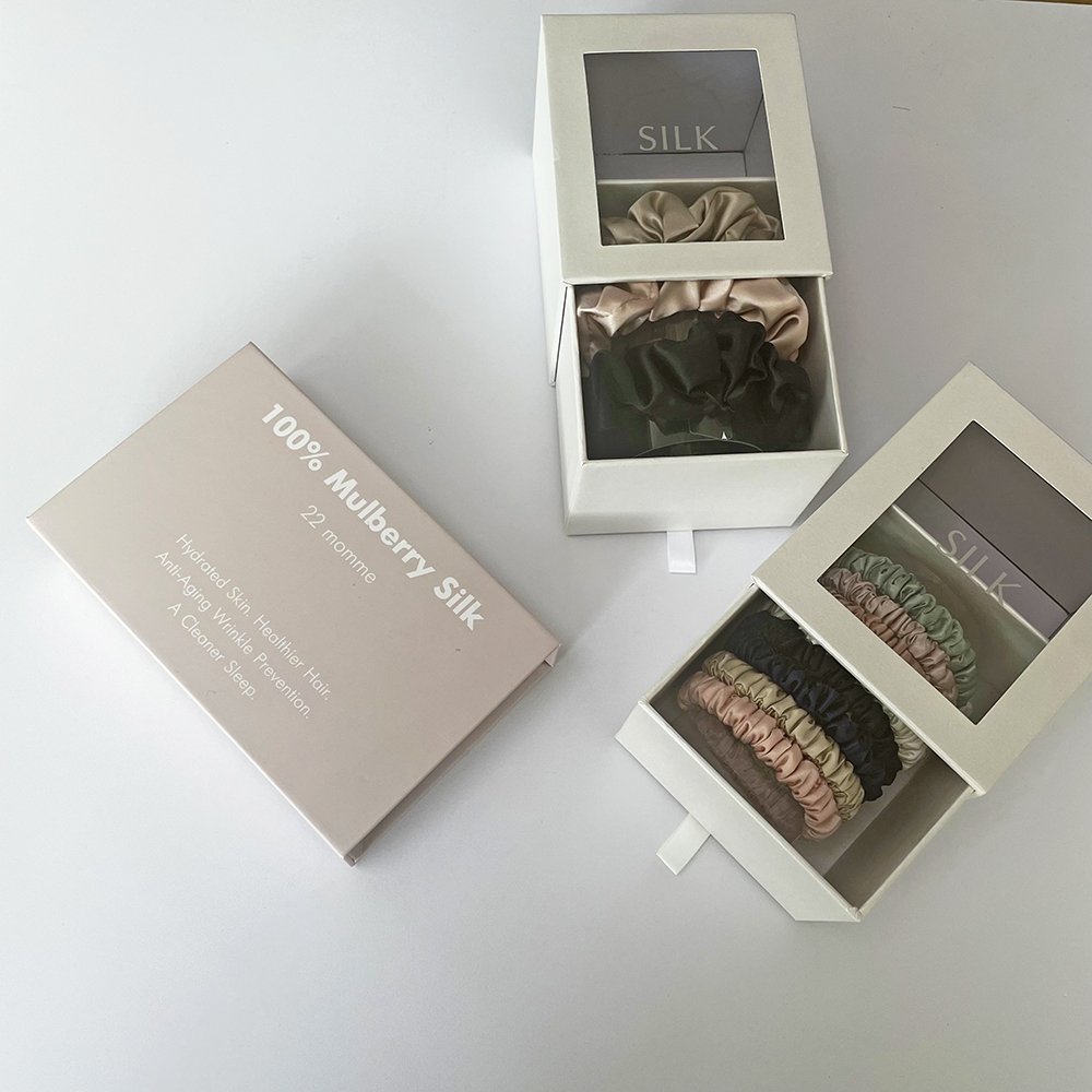 Top 6A Grade Personalized Label Mulberry Silk Scrunchies Customized Packaging Box for Hair Decoration