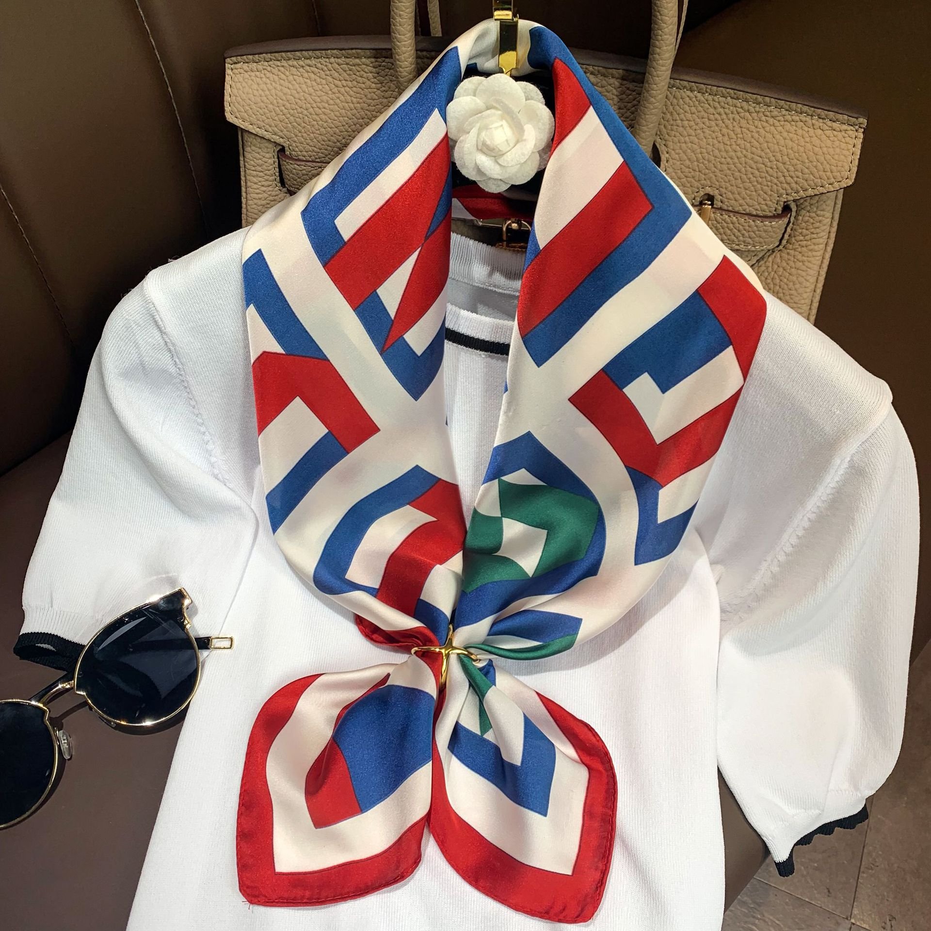 70*70cm Satin Silk Scarf Womens French Style Short Ladies Handkerchief Printed Square Silk Scarves
