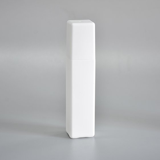 60ml 75ml 90ml Square plastic spray bottle PE fine mist sprayer bottle