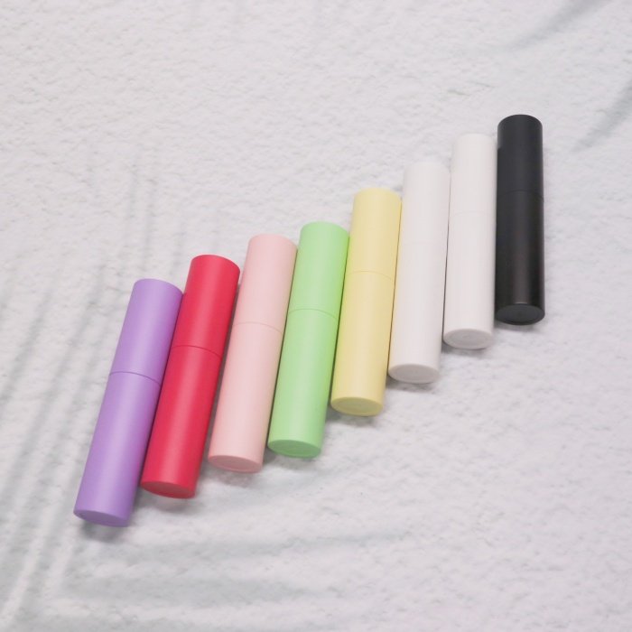 8ml Portable Cosmetic Essential Oil Perfume Luxury Twist Atomizer Bottles Purple Red White Black 10ml Mini Perfume Bottle