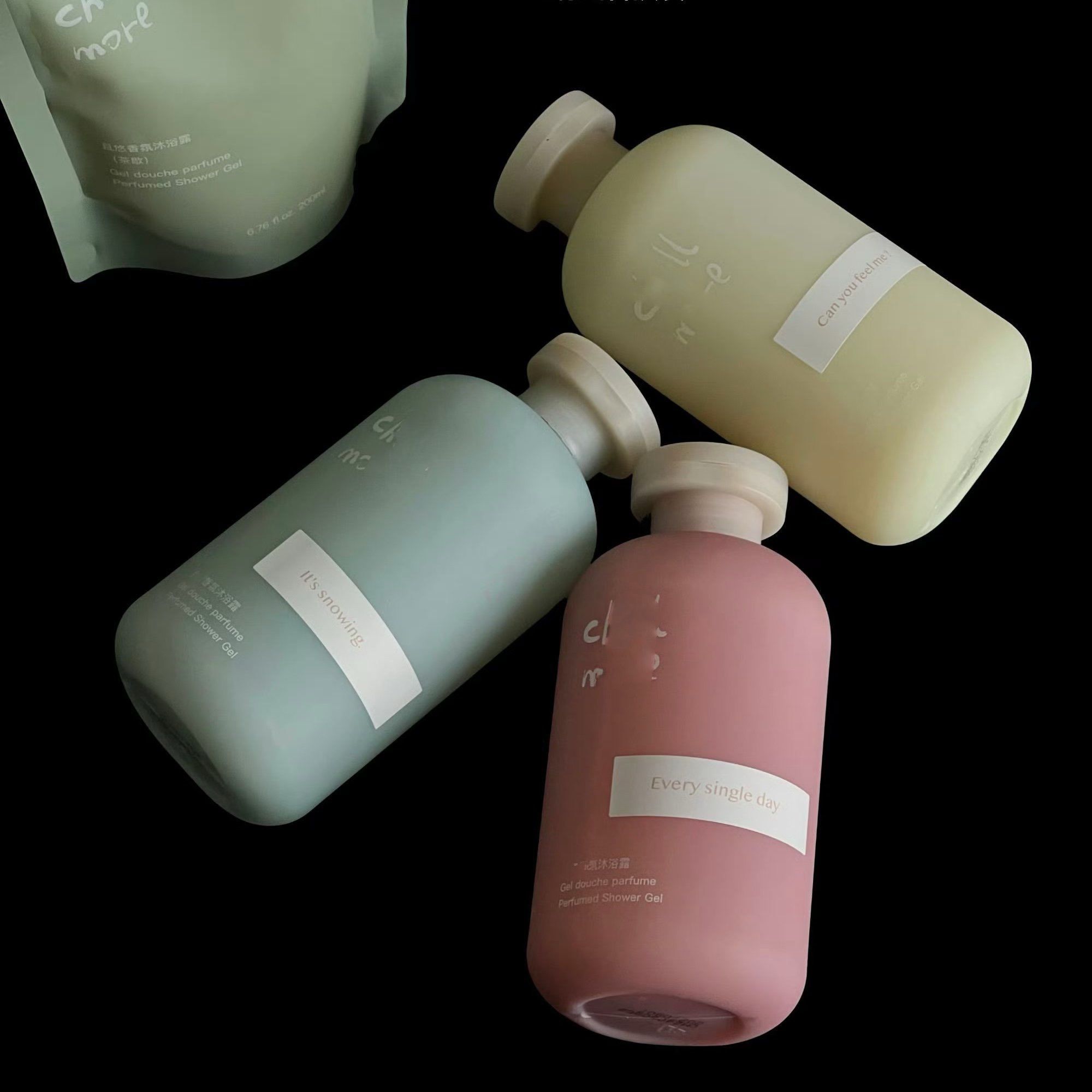 200ml 300ml Environment-friendly Hdpe PS AS Shampoo Foam Bottle Colorful Round Screw Cap Clamshell Bottle Plastic Packaging