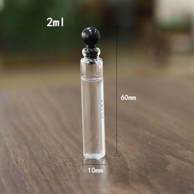 Disposable 1ml/2ml/3ml/5ml Essence Liquid Bottle Press Spray Refill Perfume Bottle Horsetail Cork Bottled With Water