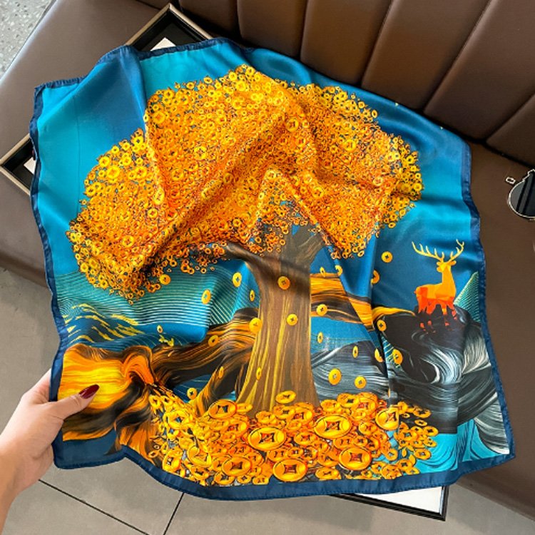 2024 New design woman scarf 70*70cm luxury silk square scarves for ladies Square printing handkerchief