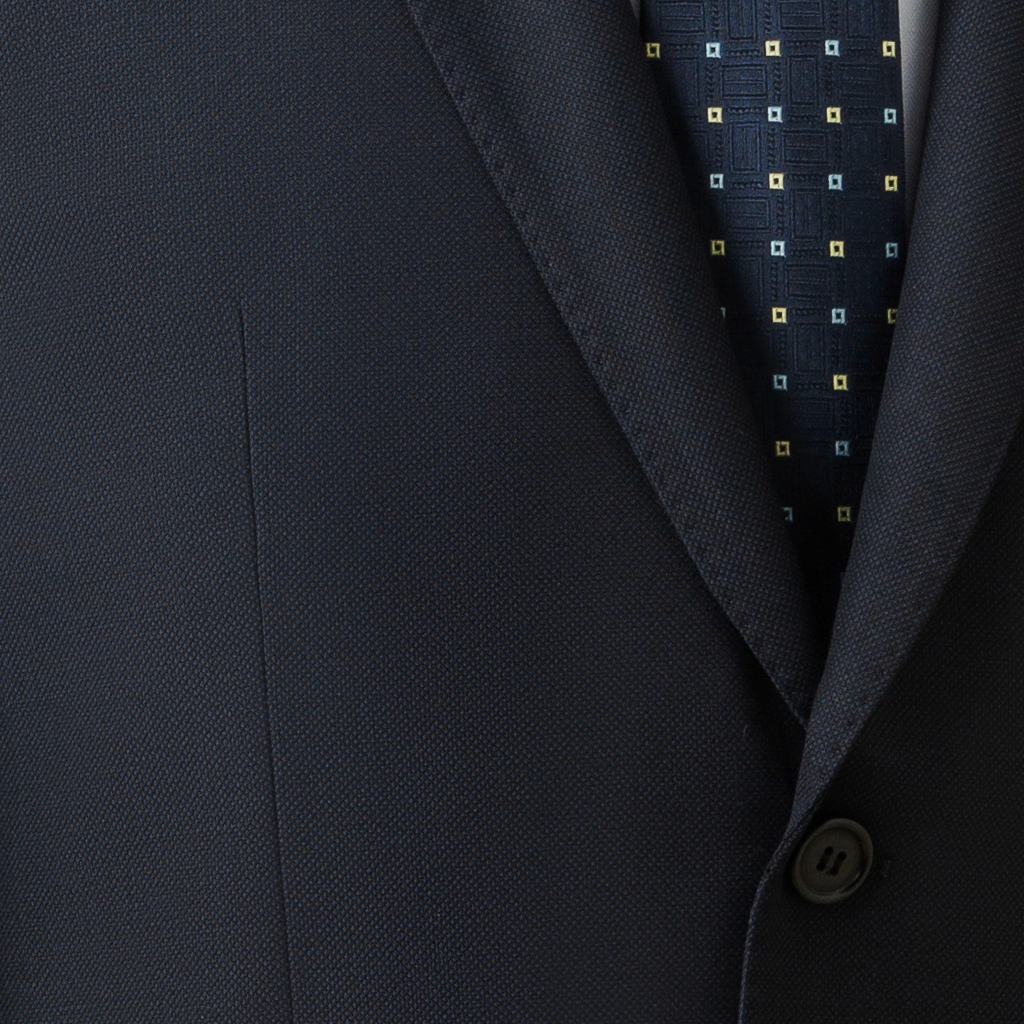 Modern Elegance: Single-Breasted Two-Button Men's Suit with a Sleek 7cm Flat Lapel.