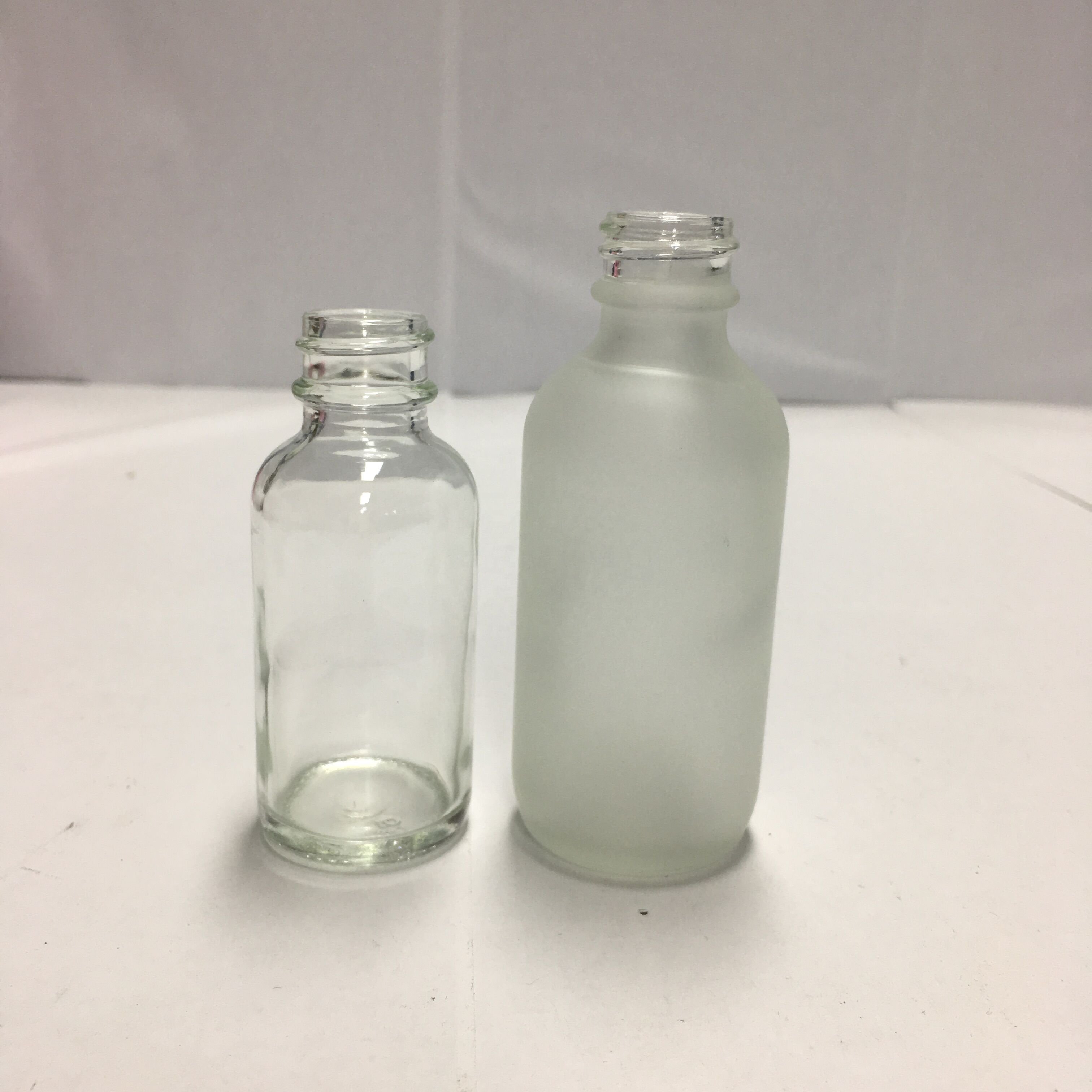 1oz clear Boston Round w/ Black CRC calibrated dropper
