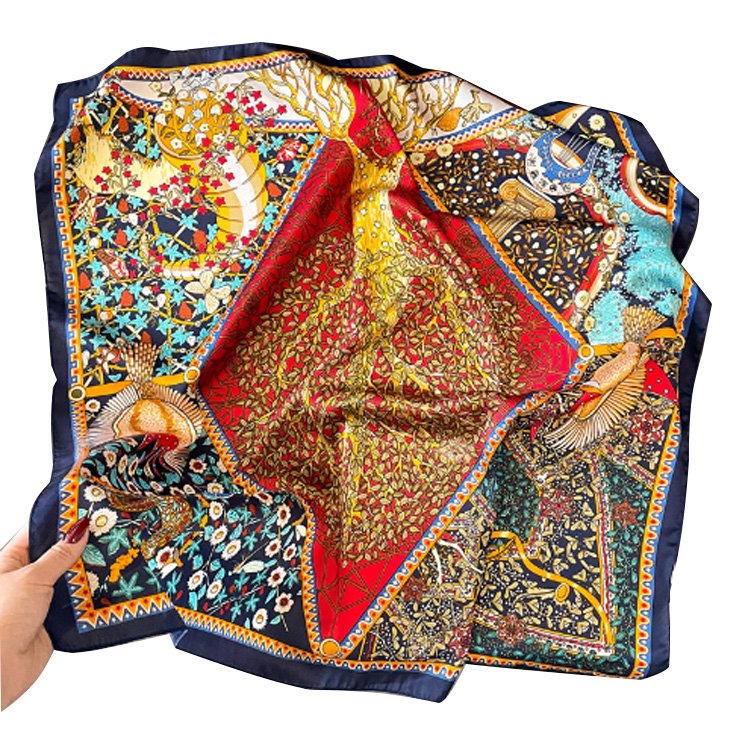 2024 New design Floral woman scarf 70*70cm luxury silk square scarves for ladies Square printing handkerchief