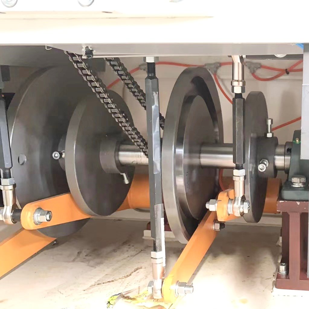 Fully Automatic Handkerchief Paper Machine Packing Machine in Manufacturing Plants