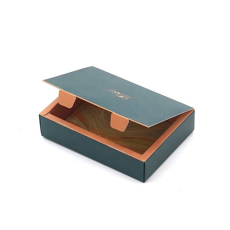 Folding Box Valentine Gift Box for Cloth Luxury Packaging Jewelry Package with Custom Logo
