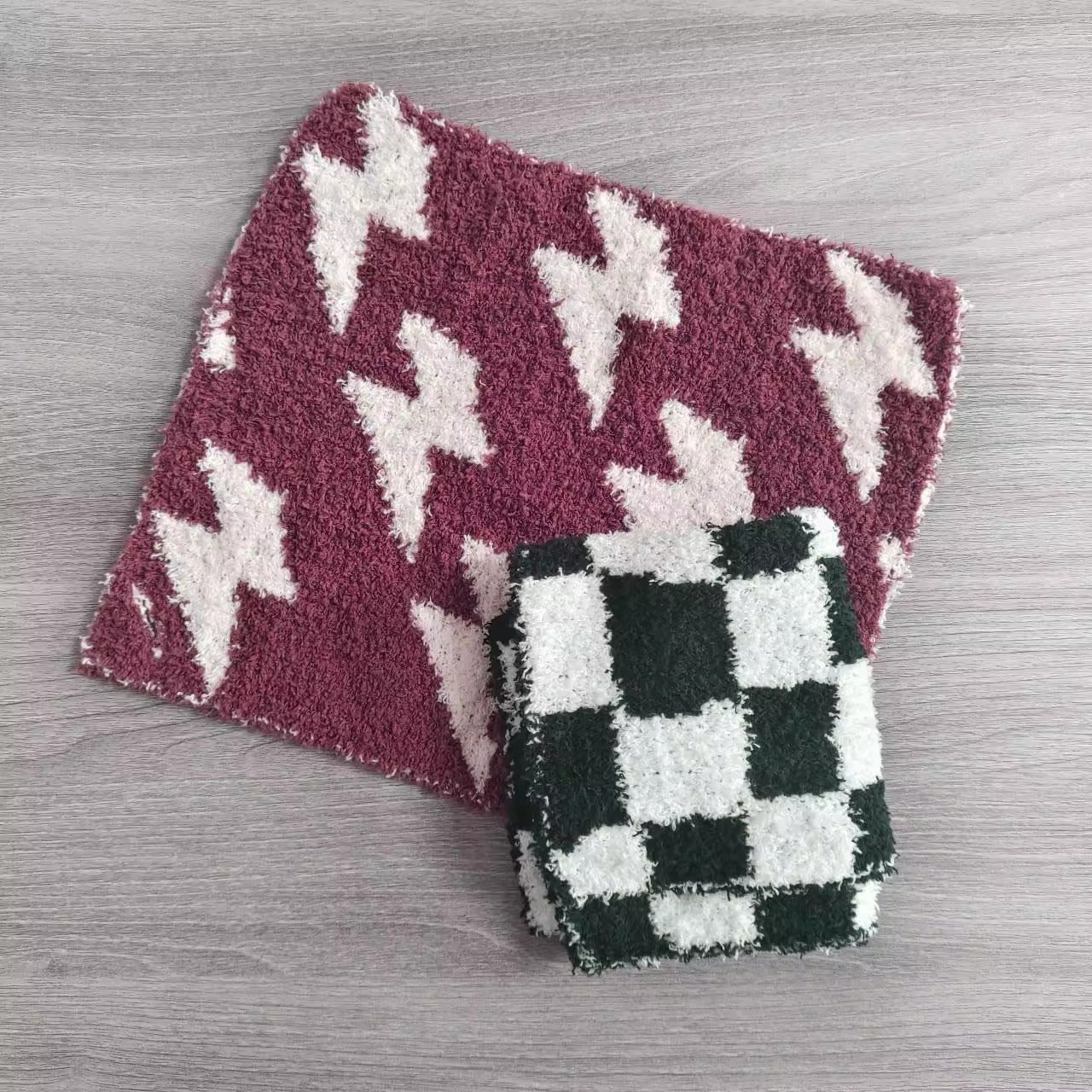 Custom Checkerboard Flash Knit Fleece Pacifiers Baby Newborn Plush Handkerchief Burp Clothes Blankets