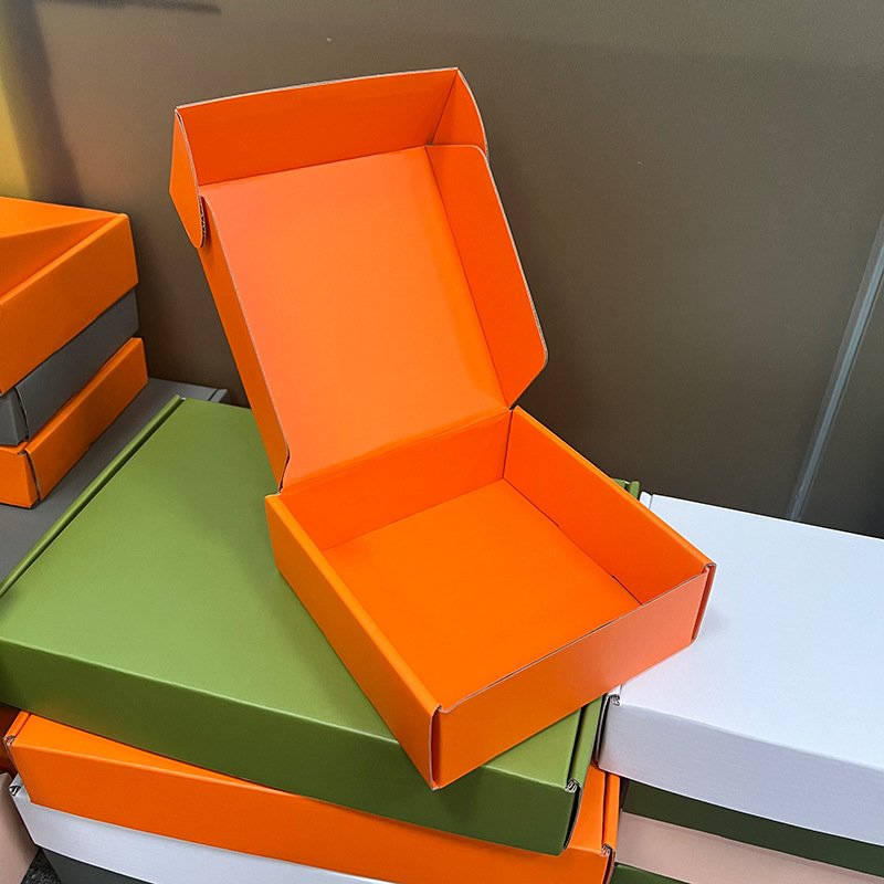 Wholesale Custom Eco Friendly Colored Logistics Packaging Mailer Boxes Rigid Corrugated Shipping Box with Logo