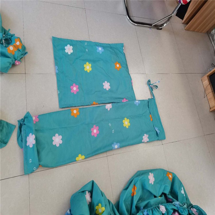 Factory-Sold Microfiber Bedding Set New Design Printed Polyester Material for Home and Hotel Use