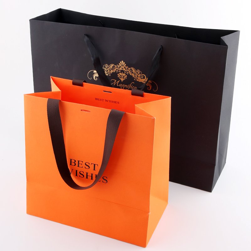 customized packaging for retail shop shopping luxury garment silver gift bag kraft paper bag