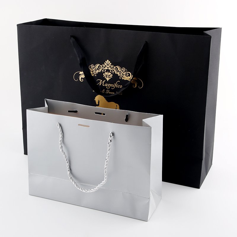customized packaging for retail shop shopping luxury garment silver gift bag kraft paper bag