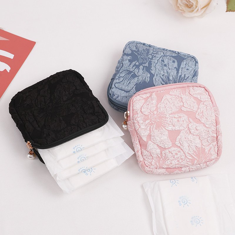 Auntie's handkerchief storage portable small bag, student menstrual sanitary napkins, monthly affairs