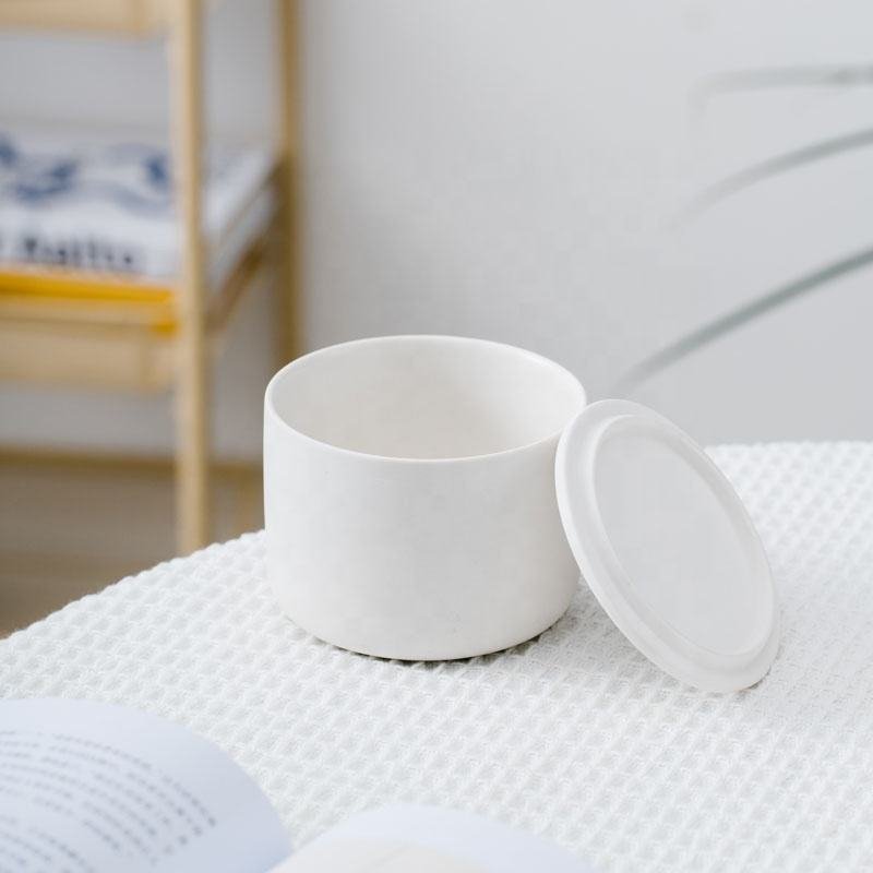 Unique Shape 10 Oz Custom Nordic Matt Soy Wax Small Foot Round Candle Vessels Colorful Ceramic Candle Jars