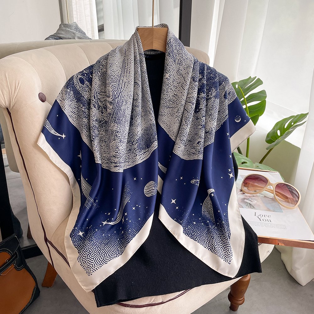 Wholesale Ladies 90*90cm Twill Silk Handkerchief Women's Black And White Striped Pattern Screen Printing Square Silk Scarf