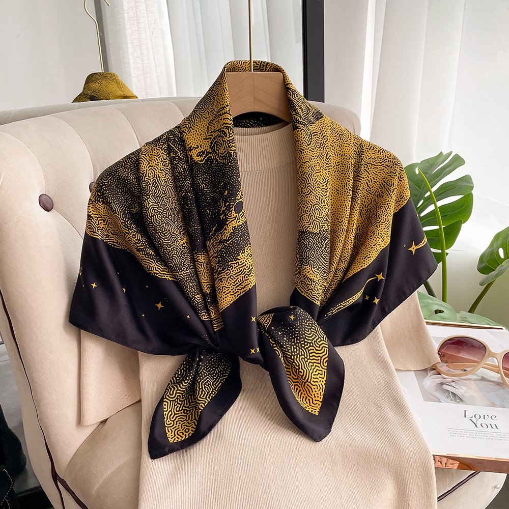 Wholesale Ladies 90*90cm Twill Silk Handkerchief Women's Black And White Striped Pattern Screen Printing Square Silk Scarf