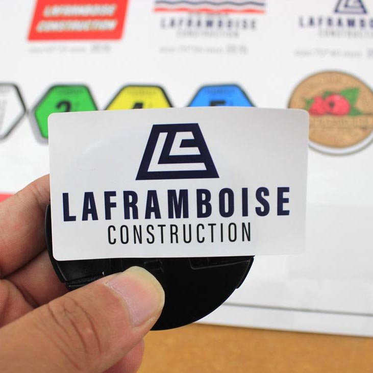 Custom Waterproof Vinyl Self Adhesive Logo Sticker Label, Printing Adhesive Product Design Printing Labels Stickers