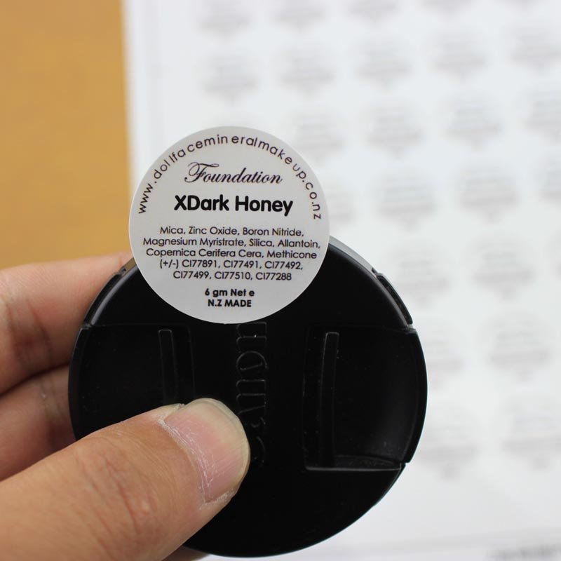 High Quality Customized Waterproof Die Cut Helmet or Basketball Football Stickers Printing