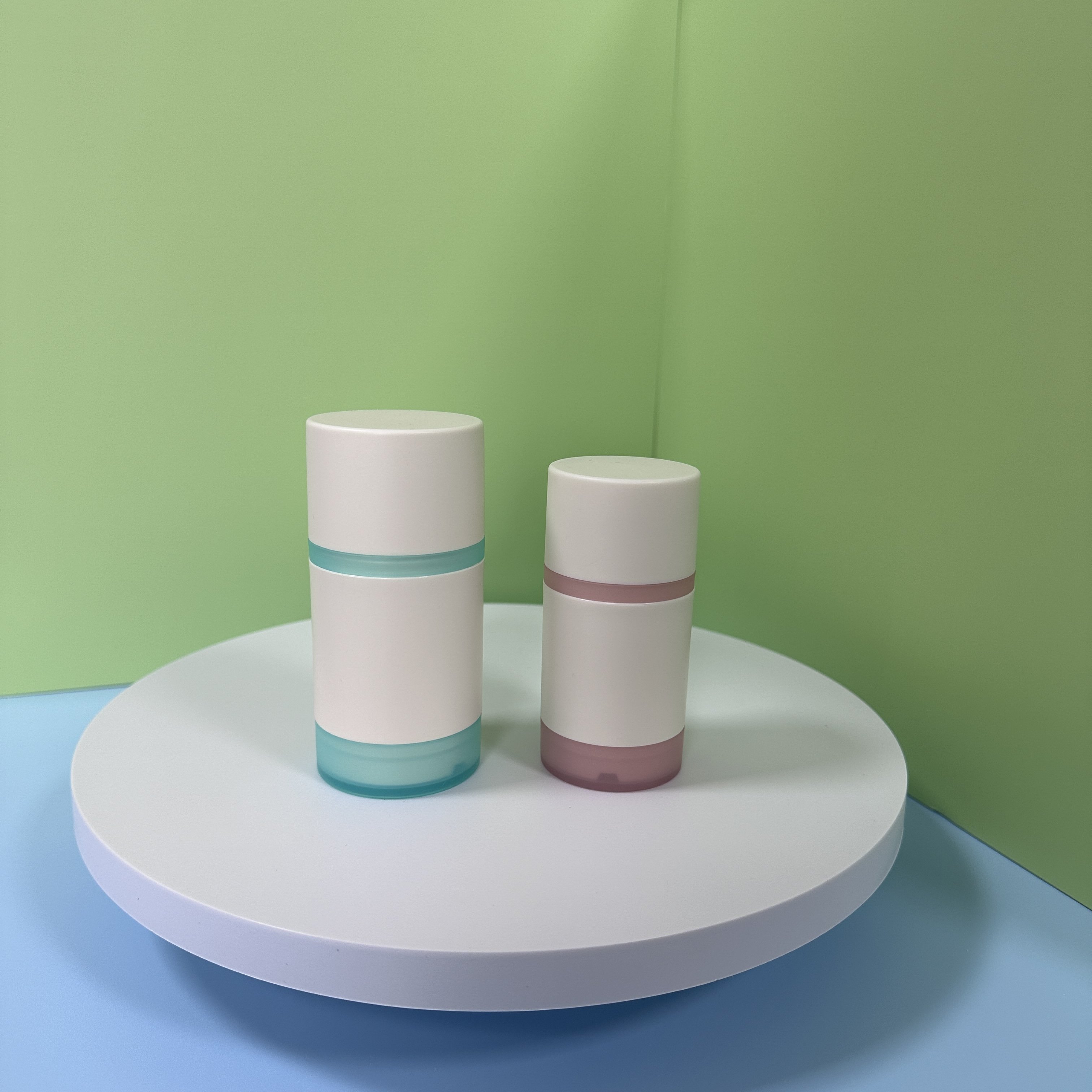 Wholesale 75ml Refillable Deodorant Packaging Bottle Round Plastic Twist Up Bottom Deodorant Stick Tube Container