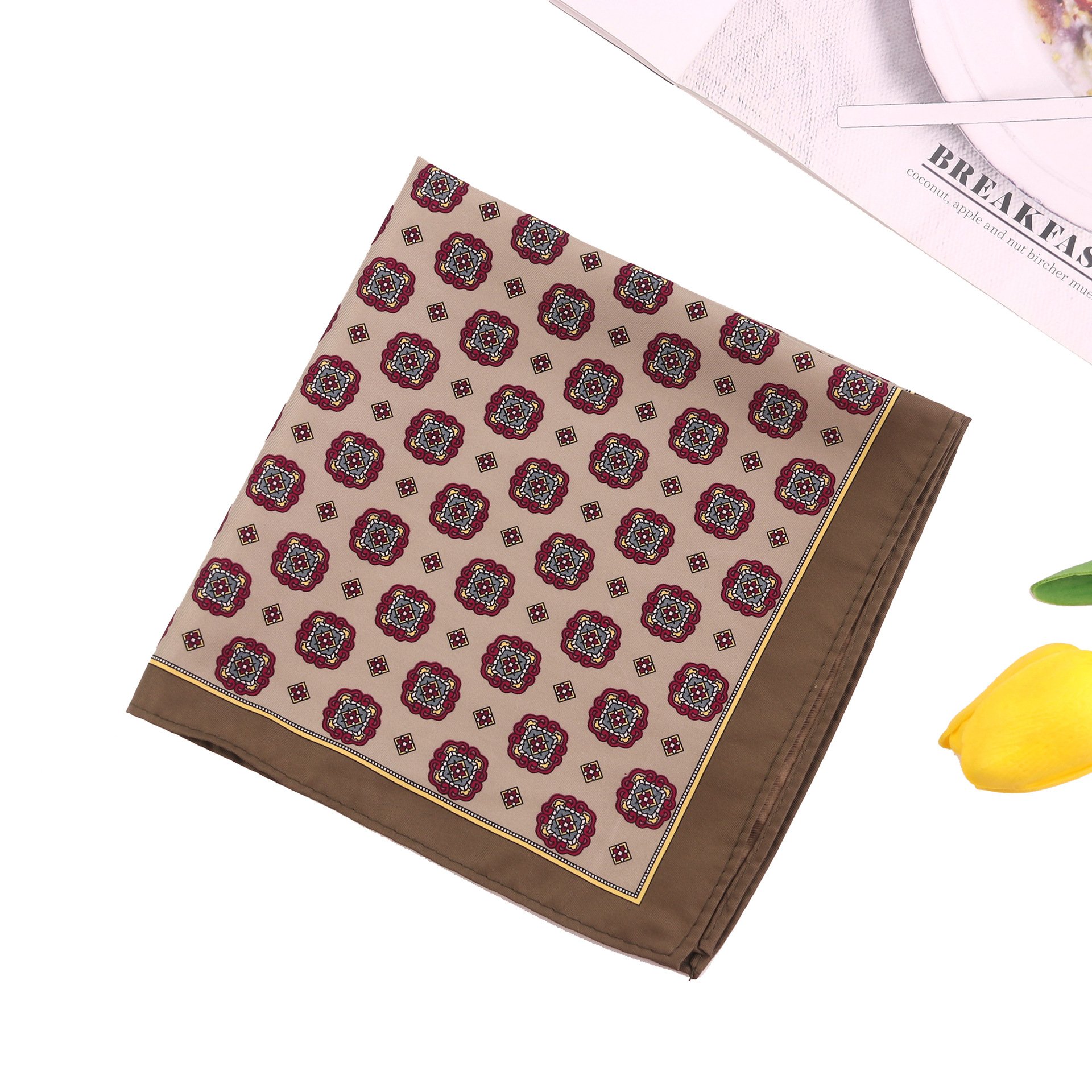 High Quality Luxury British Vintage Floral Pocket Square for Men Polyester Printed Handkerchief for Suit Pocket