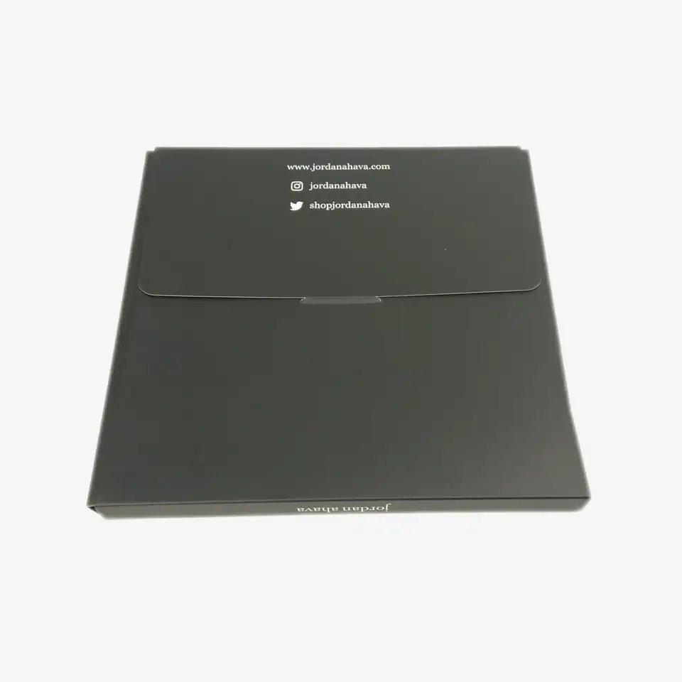 Envelope Box Black UV Process Paper Box Silk Scarf Handkerchief Towel Glasses Cloth Scarf Packing Carton