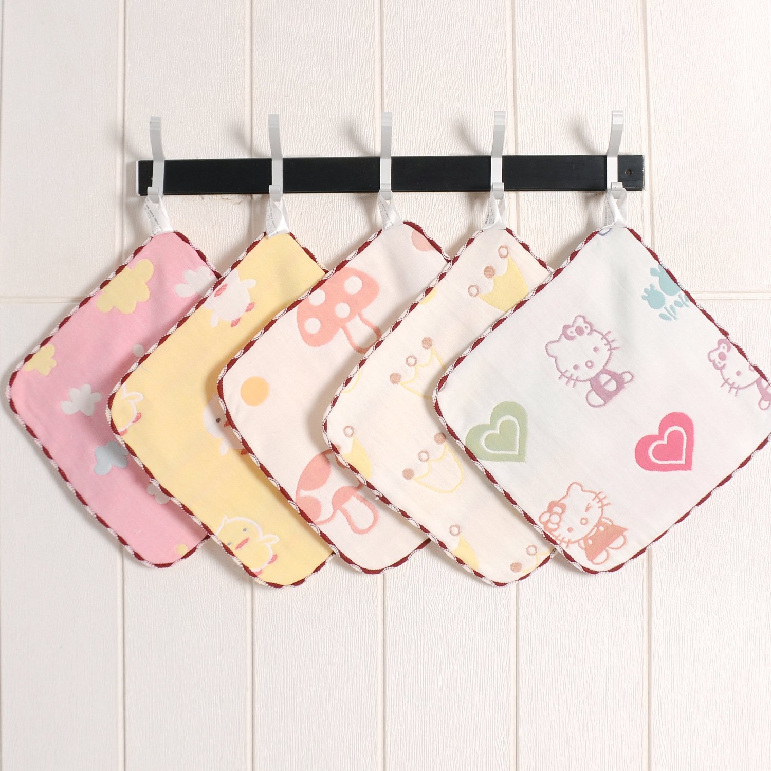 New cartoon Design squares Soft Absorbent 100% cotton Newborn Baby Gauze Saliva Towel Handkerchief