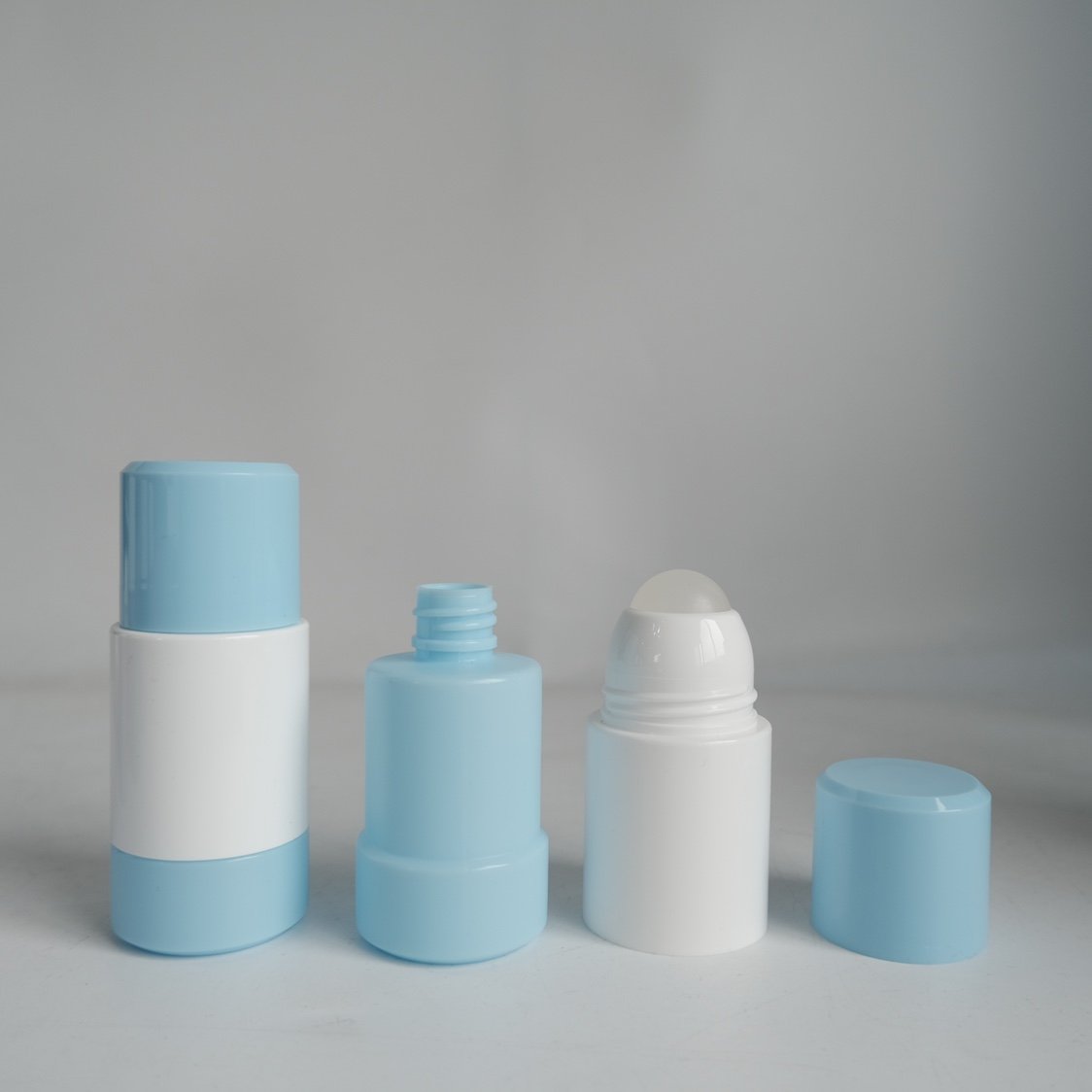 Plastic Refillable Roll On Bottle With Replaceable Inner Bottle For Essential Oil Deodorant Packaging