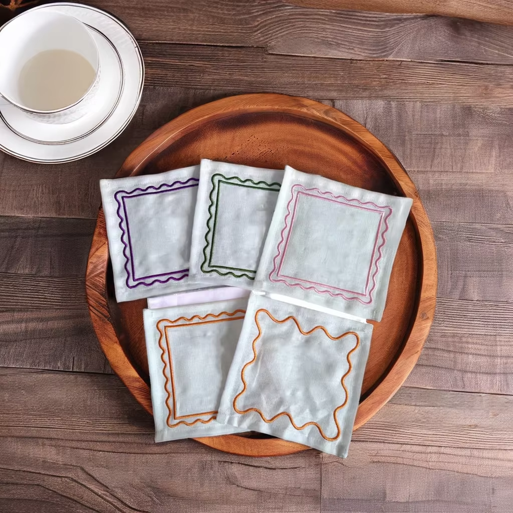 Embroidered Cotton Linen Napkins Wedding Placemats Coloured Edge Scalloped Design Home Use Made Premium Fabric Dinner Napkins