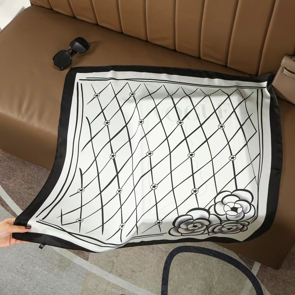 70X70cm Fashion Mesh Camellia Handkerchiefs Kerchief Neckerchief Lady Square Imitation Silk Scarf For Women Stylish