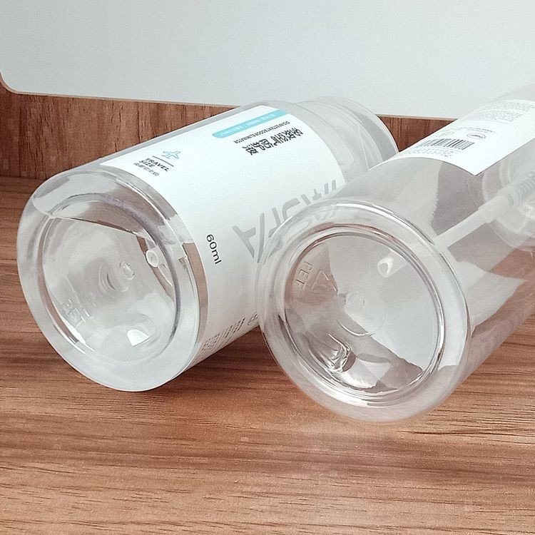 wholesale 180ml 230ml 300ml Makeup remover bottle round flat top PET plastic bottle high quality bottle