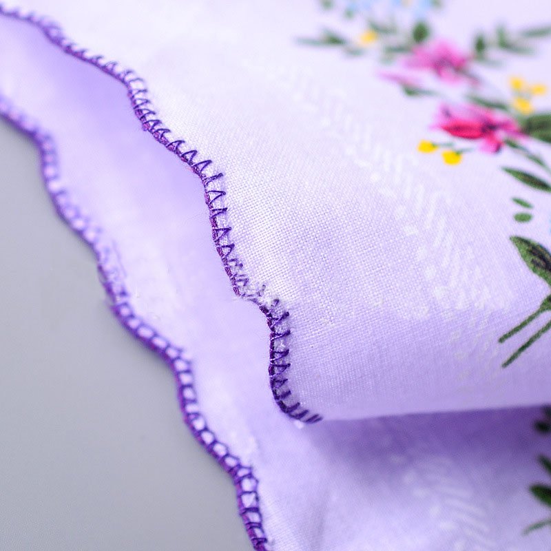 HZO-23021 Wholesale White Cotton Fancy Flower Print Lace Edge Handkerchief For Women Ladies