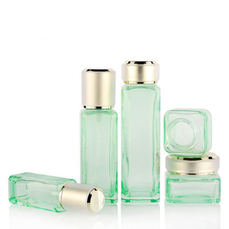 FTS Quality Latest Glass Cosmetic Bottle Set Clear Glass Cosmetic Packaging Cosmetics Cream Glass Bottles And Jars