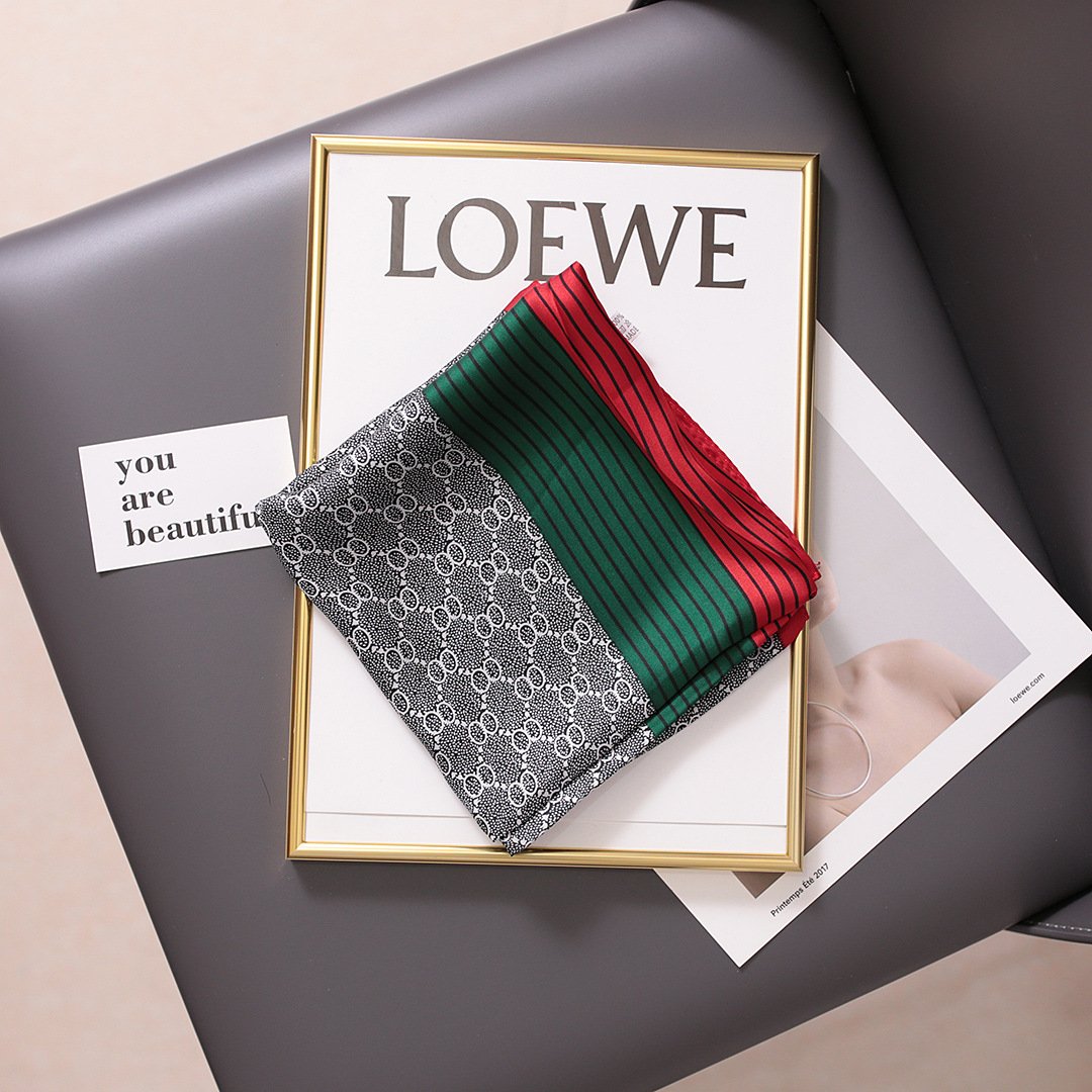 2024 WJ1026-79 Women's Scarf 88 * 88cm/35 * 35in Pattern Women's Fashion Square Customized Printed Square Headscarf Silk Scarf