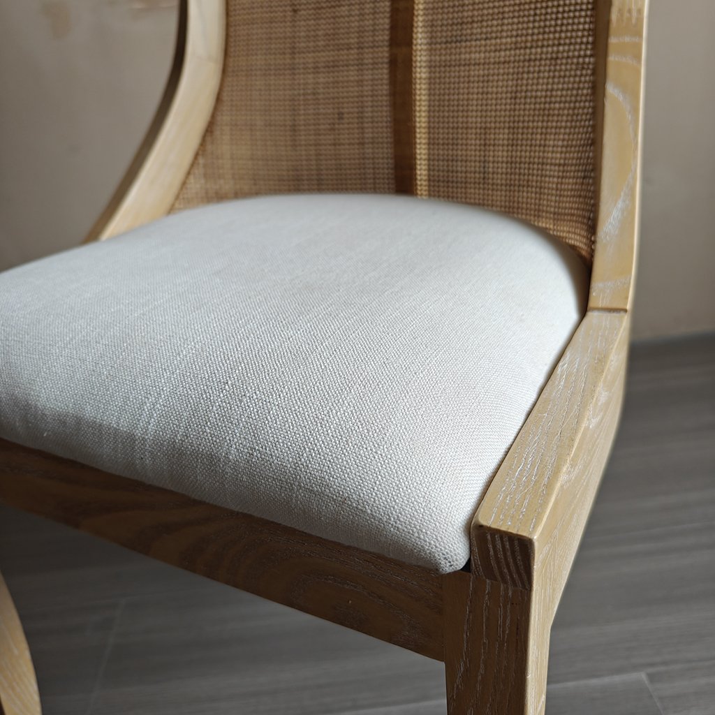 RS24127-Modern Style Tania Chair High-Style Toon Wood and Natural Rattan Material for Garden Patio Events