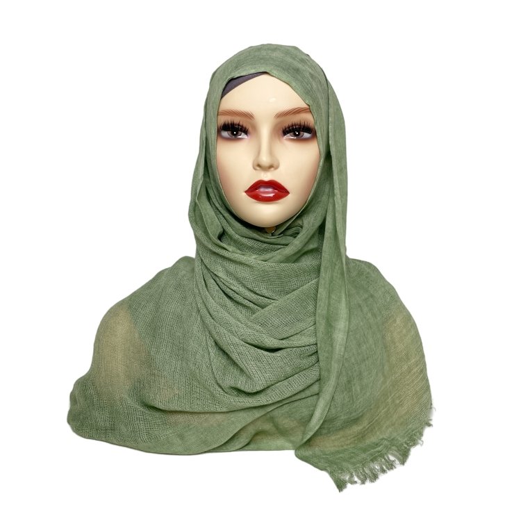Fashion ethnic islamic hand dyed solid color viscose cotton khimar hijab scarves knitted shawls viscose turbans for muslim women