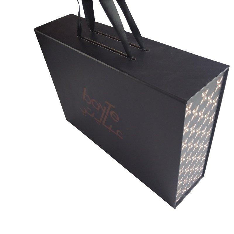 Large capacity Handmade customized Foldable box magnetic closure with ribbon belt for men products
