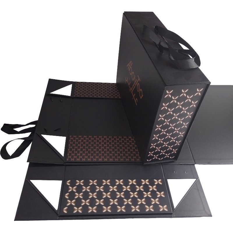 Large capacity Handmade customized Foldable box magnetic closure with ribbon belt for men products